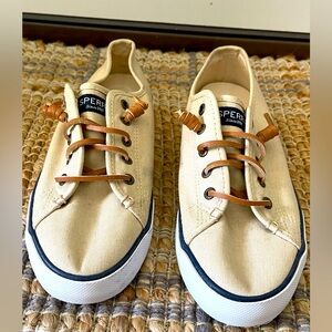 SPERRY women’s sz 8 pier view slip on boat shoes color: oat